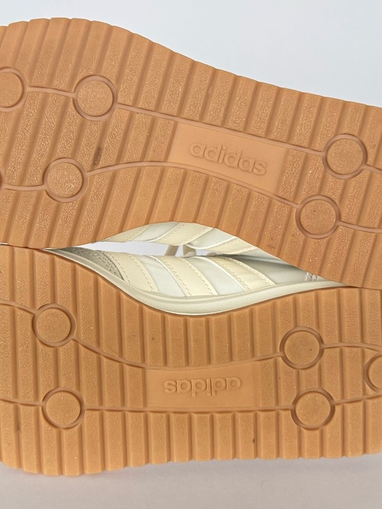 adidas Women's White Cream Sneakers with Gum Sole - Picture 4 of 5